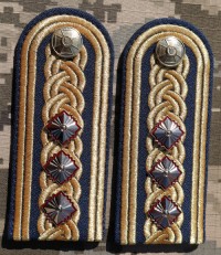 uksb25s.jpg (55030 bytes)