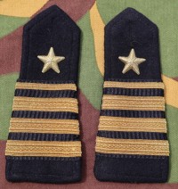 yusb7s.jpg (49136 bytes)