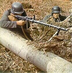 2gerphot.jpg (124586 bytes)